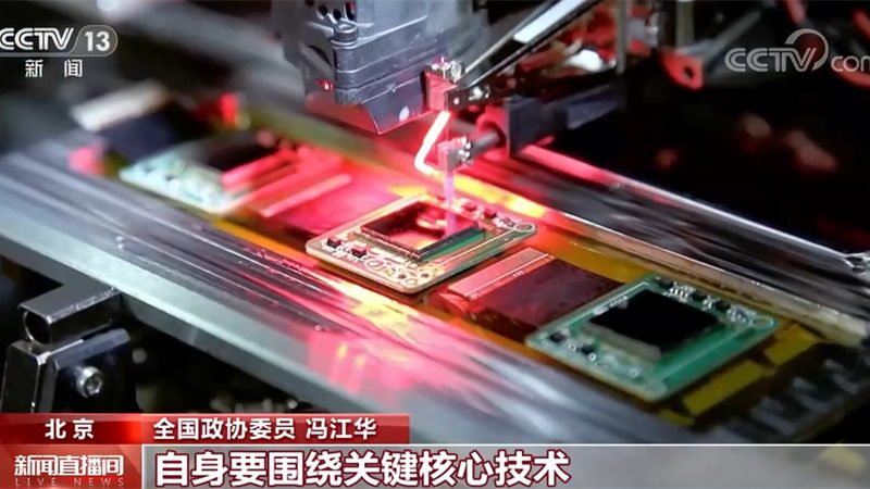 免费saas平台和付费适合小公司吗